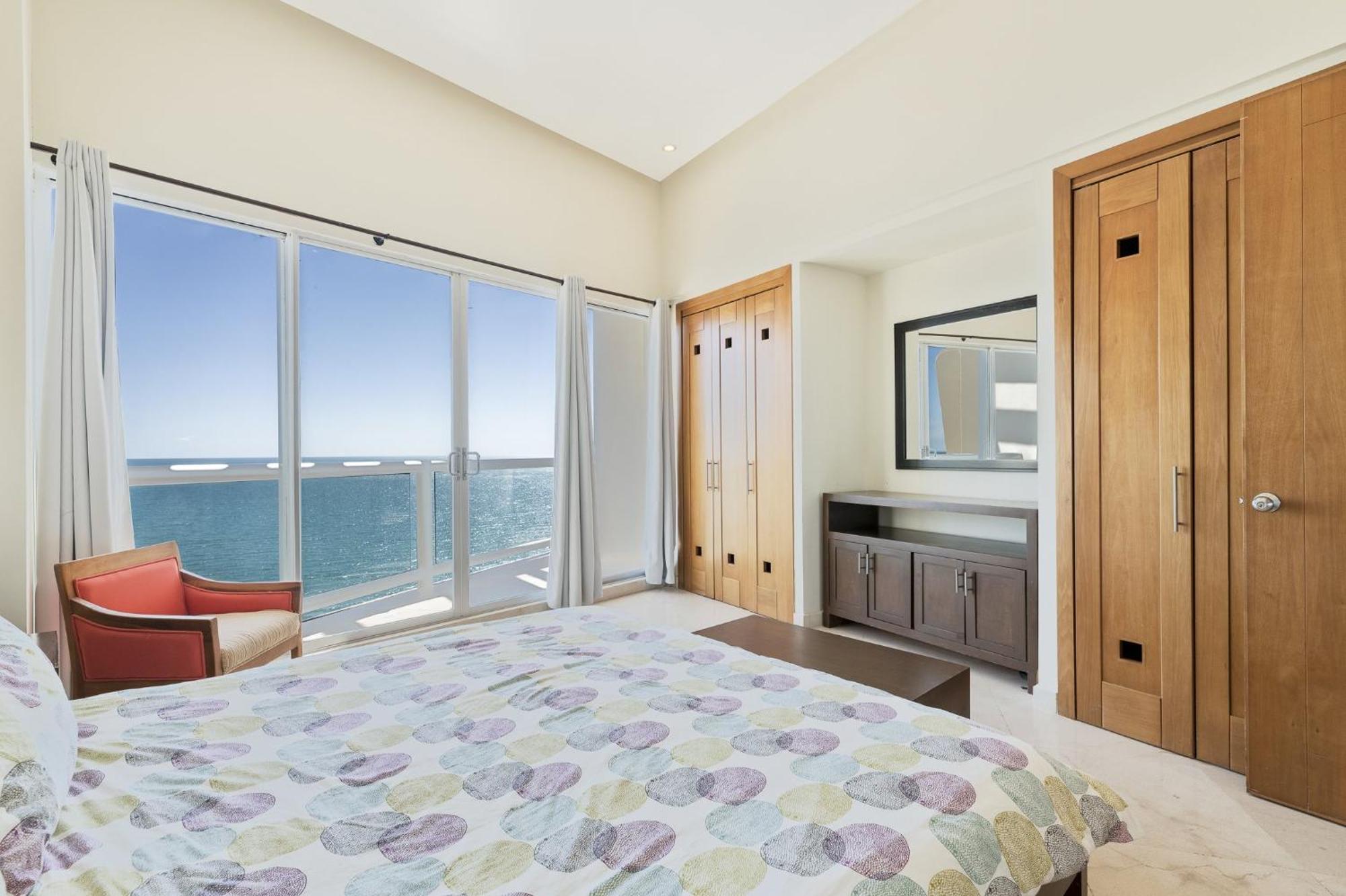 Luna Blanca Penthouse By Kivoya ปูแอร์โตเปญาสโก ห้อง รูปภาพ